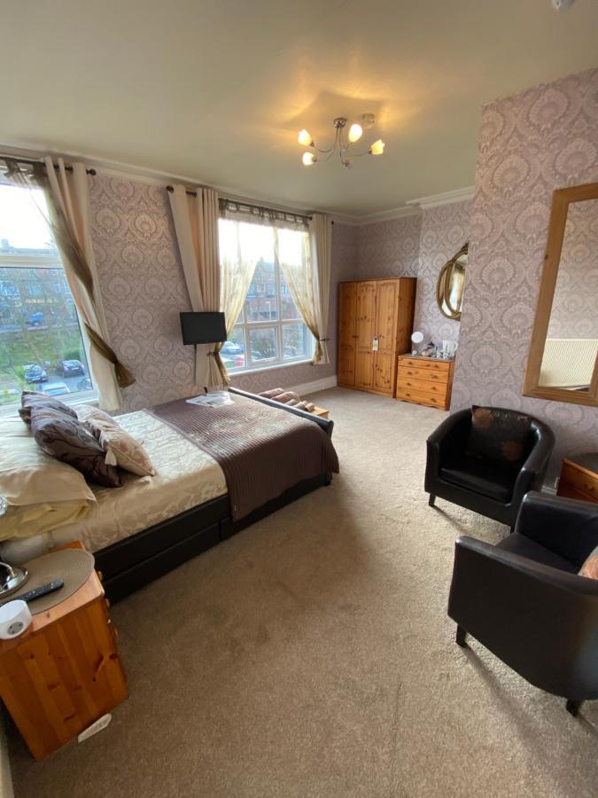Bed and Breakfast The Fairmile Lytham St Annes Exterior foto