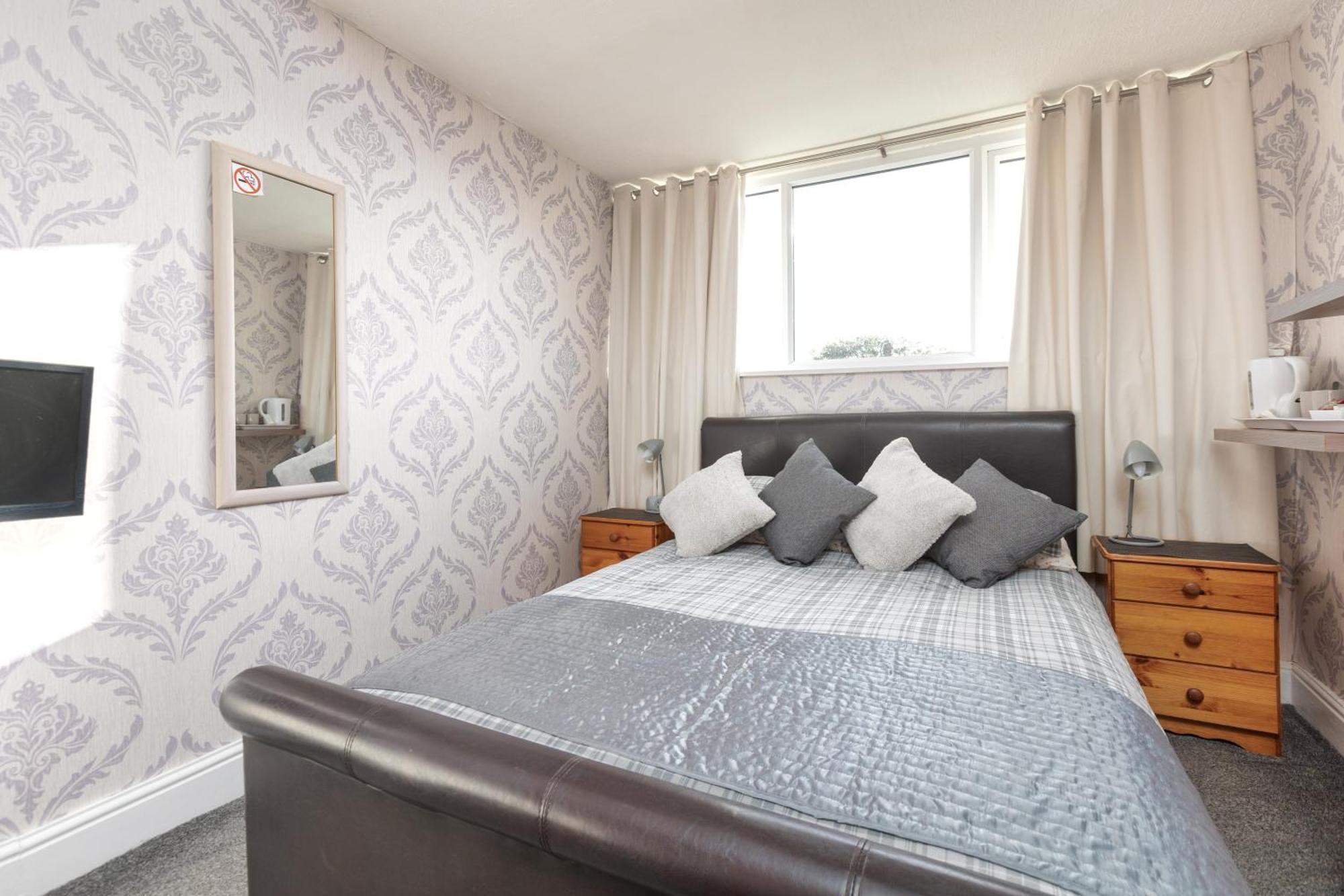 Bed and Breakfast The Fairmile Lytham St Annes Exterior foto
